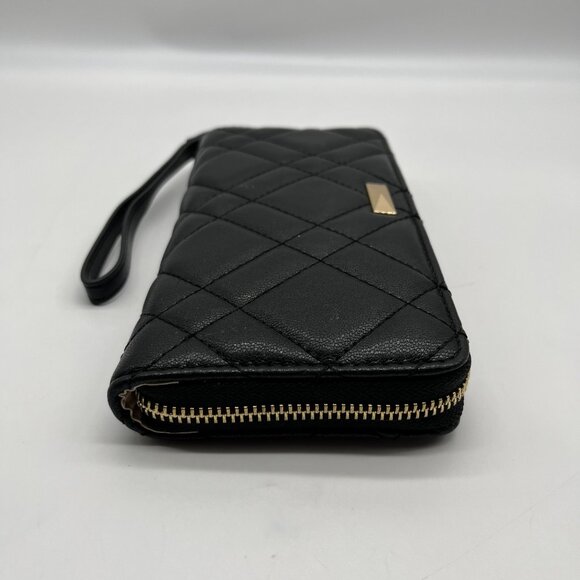 I.N.C. International Concepts Black Quilted Hazel Zip -Around Wristlet - Picture 4 of 11